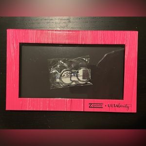 Ulta Beauty | Z Palette